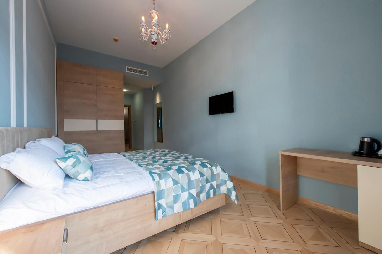 Hotel Solo Tbilisi Exteriör bild